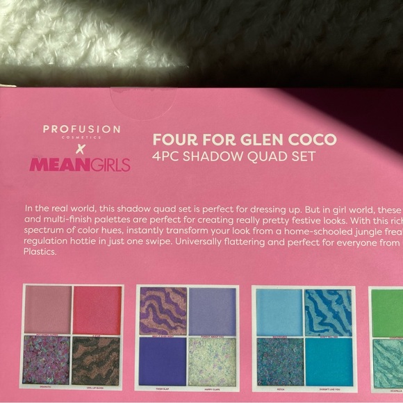 Official Meangirls Quad Eye Shadow Set - Picture 14 of 16
